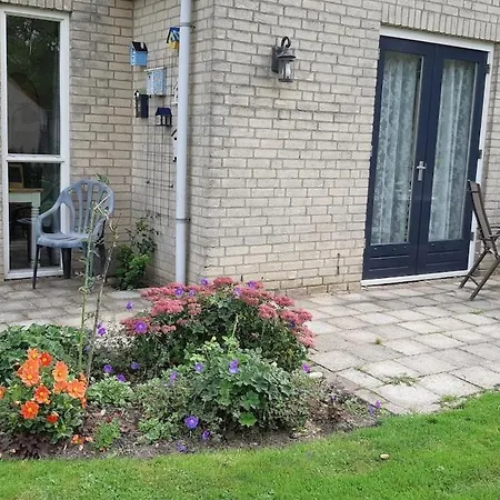 Heerlijke Recreatiewoning Op Geweldige Plek Ewijk